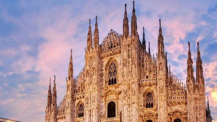 Car rental in Milan, Italy